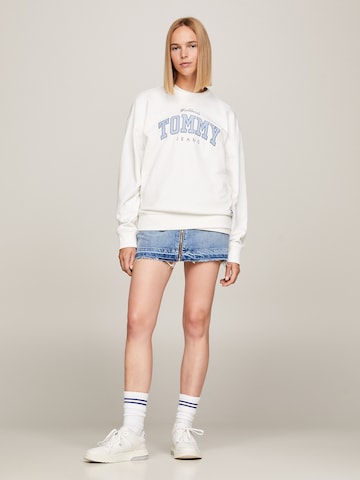 Tommy Jeans Sweatshirt i vit