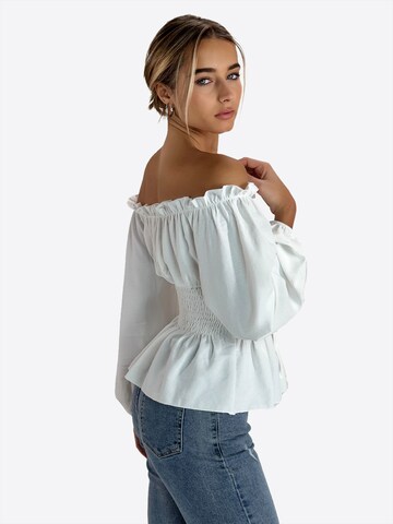 Elara Bluse in Weiß