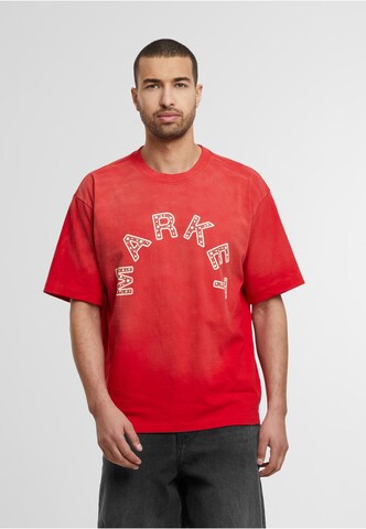 MARKET T-Shirt 'Starry Arc' in Rot: Vorderseite