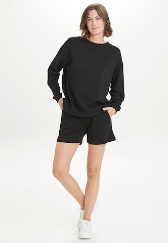 ENDURANCE Regular Shorts 'Beisty' in Schwarz