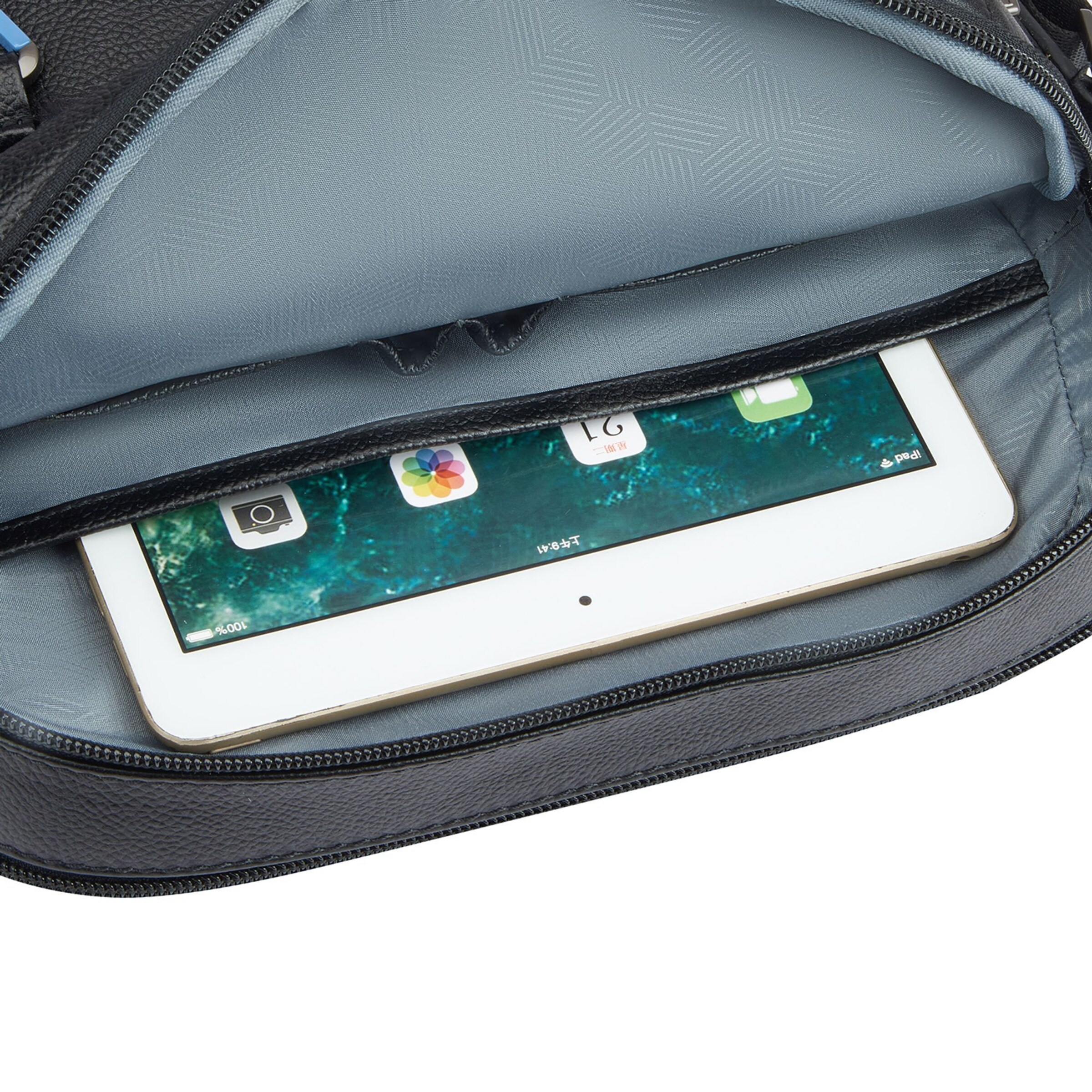 Roncato Crossbody Bag 'Trial' in Black