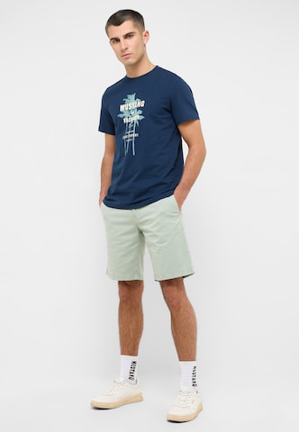 MUSTANG Regular Shorts in Grün