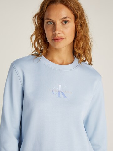 Felpa di Calvin Klein Jeans in blu