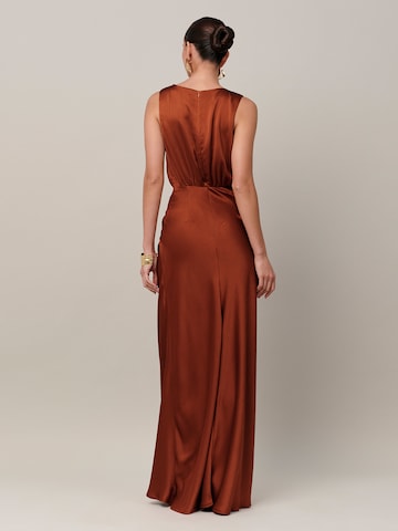 Sável Kleid 'FREDA' in Braun