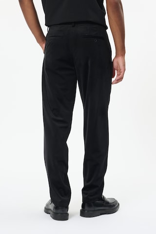 Matinique Slimfit Bukser med lægfolder 'Kian ' i sort