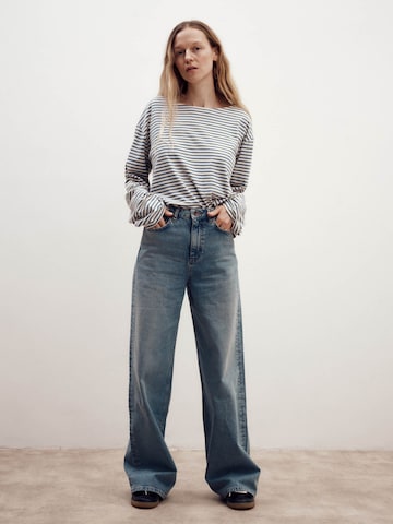 ABOUT YOU x Marie von Behrens Wide Leg Jeans 'Sina' in Blau