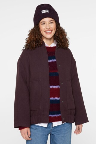 SENSES.THE LABEL Between-Season Jacket in Red: front