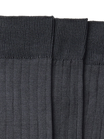 SELECTED Sokker i grå