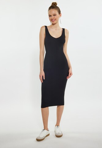 myMo at night Dress in Black: front