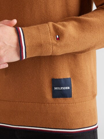 TOMMY HILFIGER Trui in Bruin