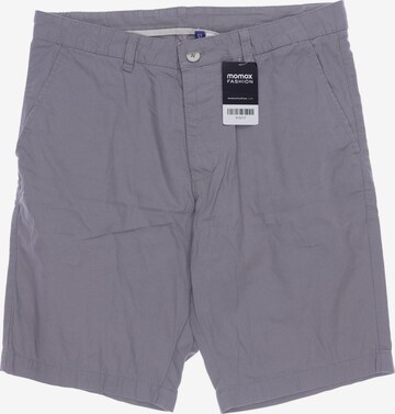 H&M Shorts in 32 in Grey: front
