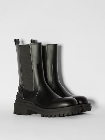 Boots chelsea di Bershka in nero