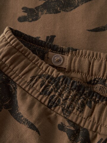 Tapered Pantaloni 'NMMRIVA' de la NAME IT pe maro
