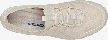 SKECHERS Slip-on in Beige