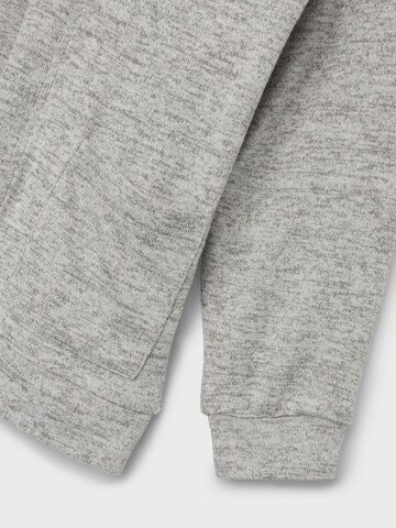 NAME IT Cardigan i grå