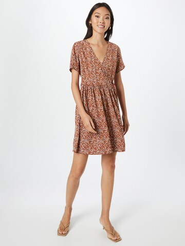 Robe 'Birka' ABOUT YOU en marron