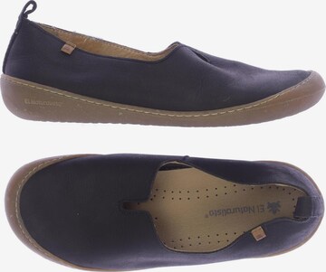 EL NATURALISTA Flats & Loafers in 38 in Black: front