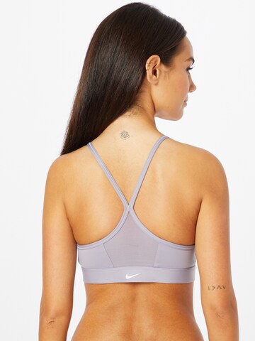 NIKE Bustier Sport-BH 'Indy' in Lila
