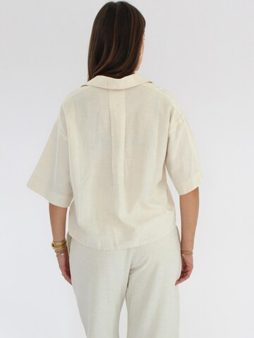 Honnête Atelier Blouse 'Clover' in Beige