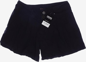 Yumi Shorts in S in Black: front