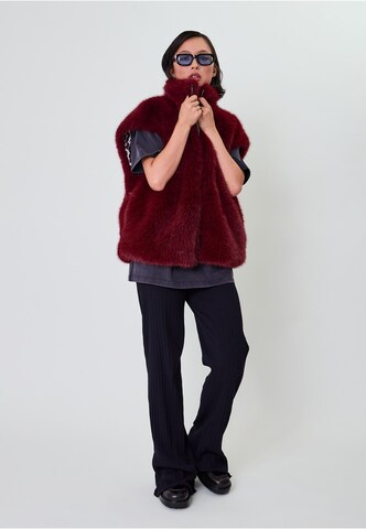 Gilet 'Trixie' OH APRIL en rouge