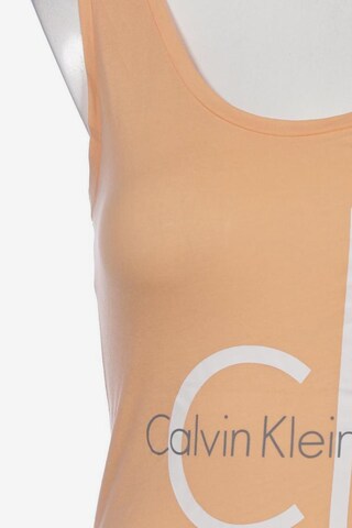 Calvin Klein Jeans Top M in Orange