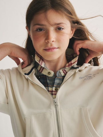 Superdry - Conjunto en gris