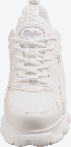 Baskets basses BUFFALO en blanc