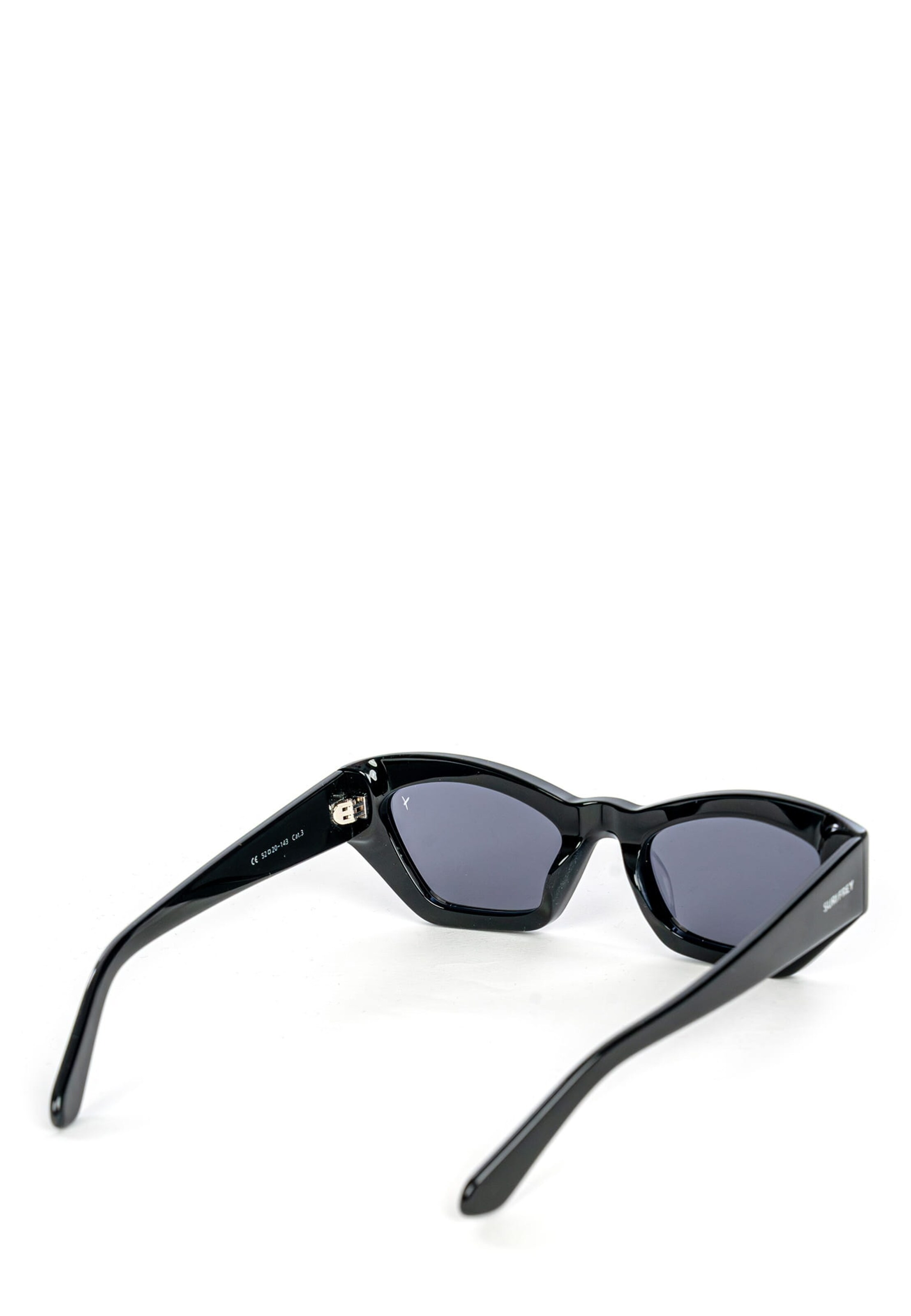 Occhiali da sole 'SFY Butter Frey' di Suri Frey in nero