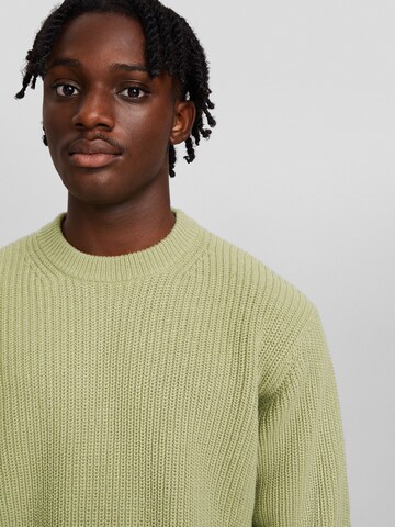 Bershka Pullover in Grün