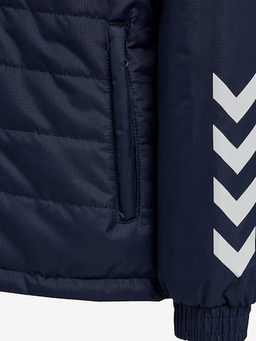 Hummel Between-season jacket 'Bench' in Blue