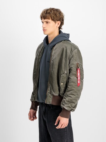 ALPHA INDUSTRIES Kurtka przejściowa 'MA-1' w kolorze zielony: przód
