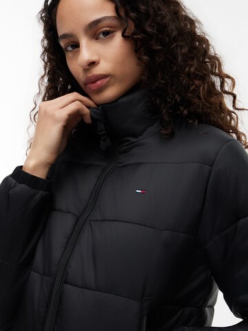 Veste mi-saison Tommy Jeans en noir