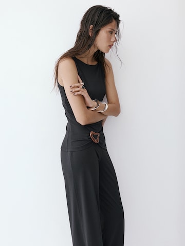 MANGO - Jumpsuit 'FIRA' en negro