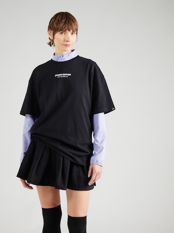 Tricou 'Studio Edition' de la ALPHA INDUSTRIES pe negru