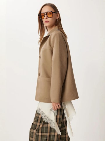 Giacca di mezza stagione di Happiness İstanbul in beige