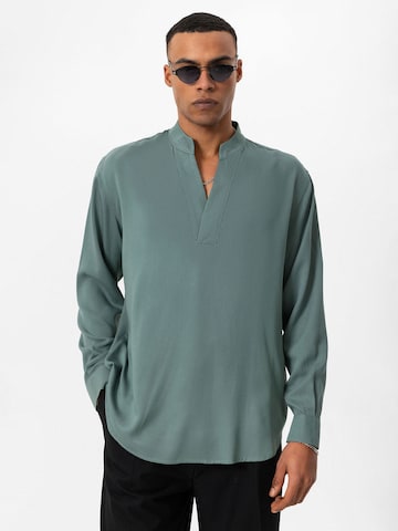 Antioch - Ajuste regular Camisa en verde: frente