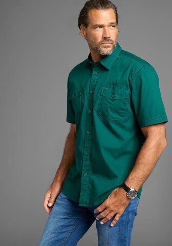 Man's World Regular Fit Hemd in Grün: Vorderseite