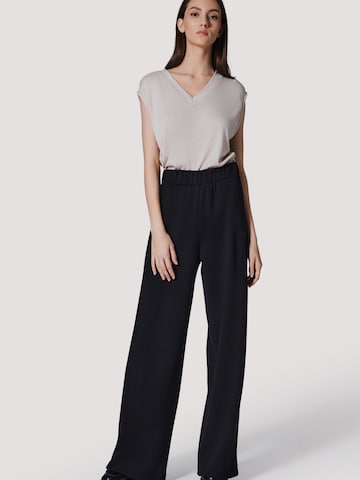 4TAILORS Loosefit Nadrág 'Elliot' - fekete