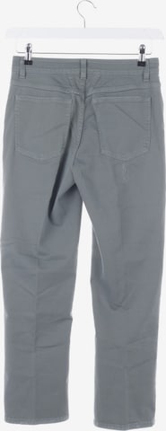 Closed Jeans in 28 in Grey