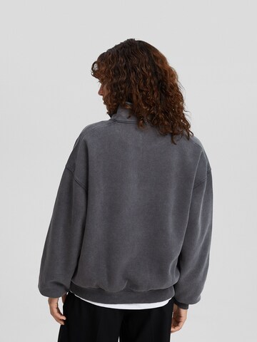 Sweat-shirt Bershka en noir