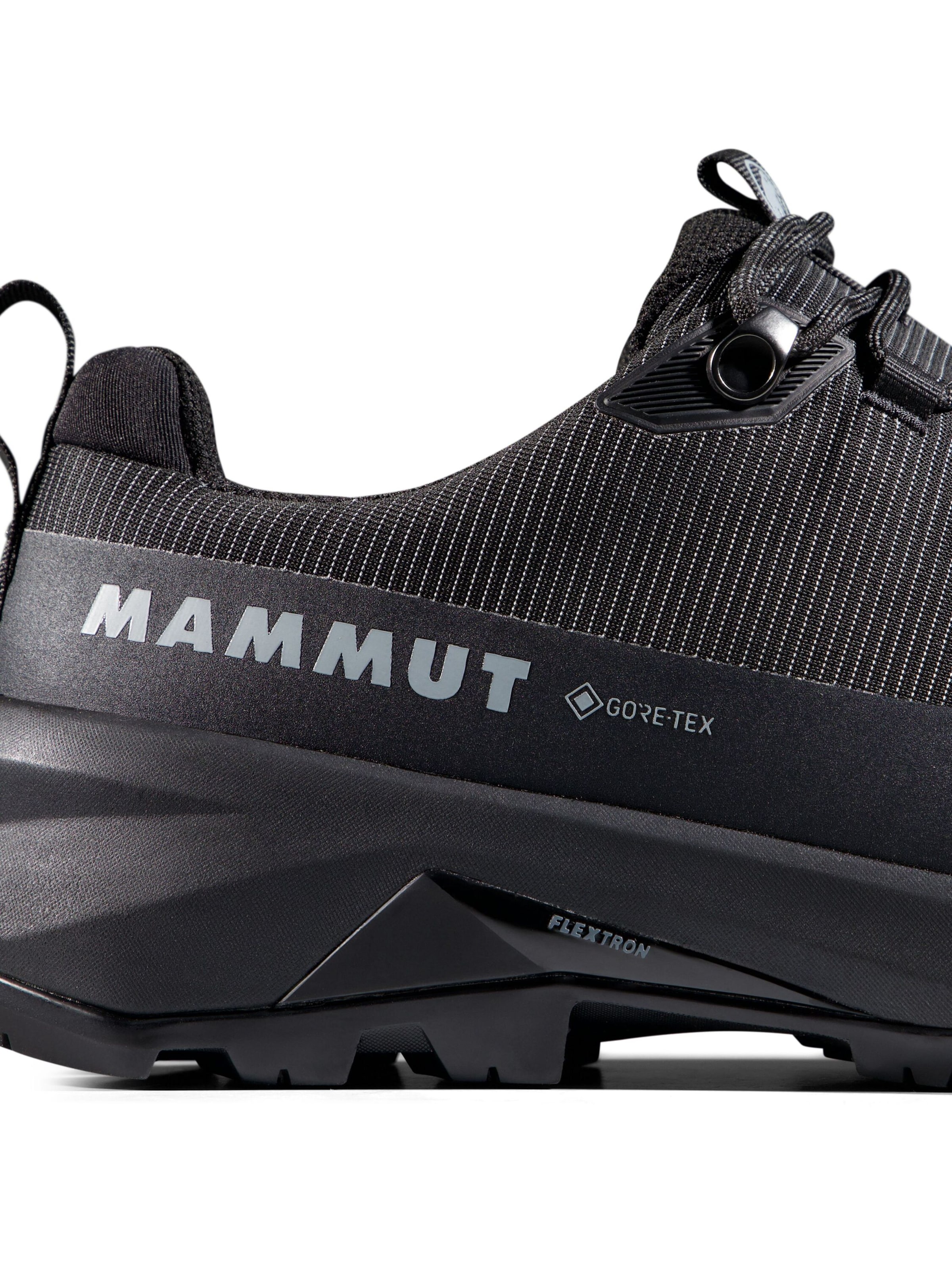MAMMUT Flats 'Ducan III' in Black