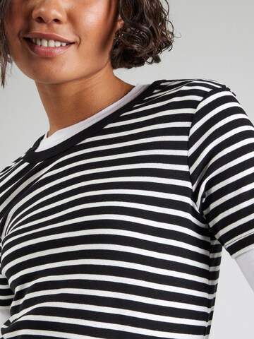 UNITED COLORS OF BENETTON - Camiseta en negro