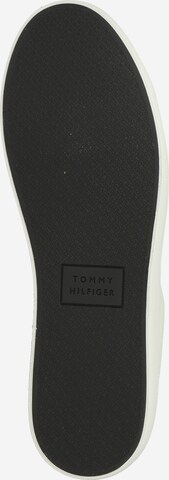 TOMMY HILFIGER Nizke superge | bela barva