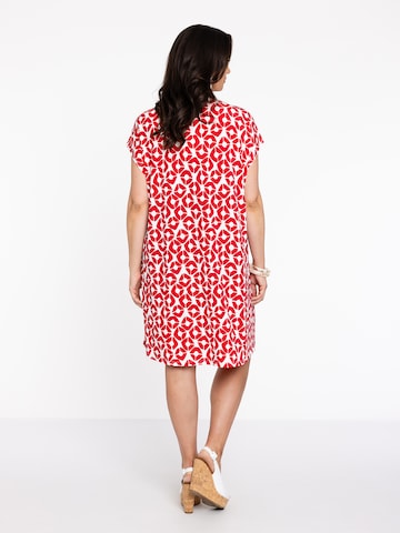 Yoek Shirt Dress in Red