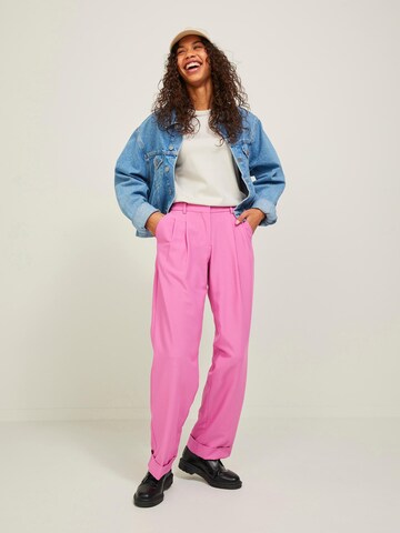 Loosefit Pantaloni con piega frontale 'Mary' di JJXX in rosa