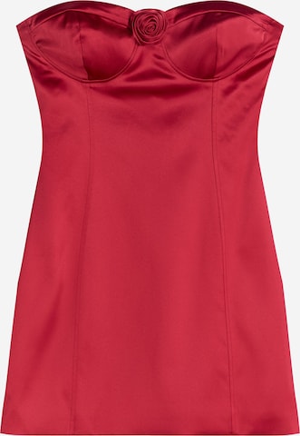 BershkaHaljina - crvena boja: prednji dio