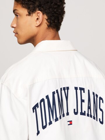 Veste mi-saison Tommy Jeans en blanc