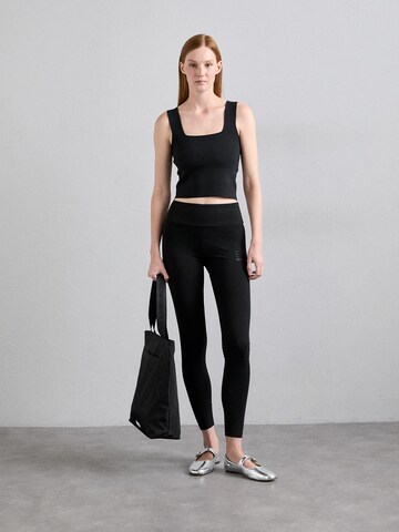 EA7 Emporio Armani Skinny Legíny - Čierna
