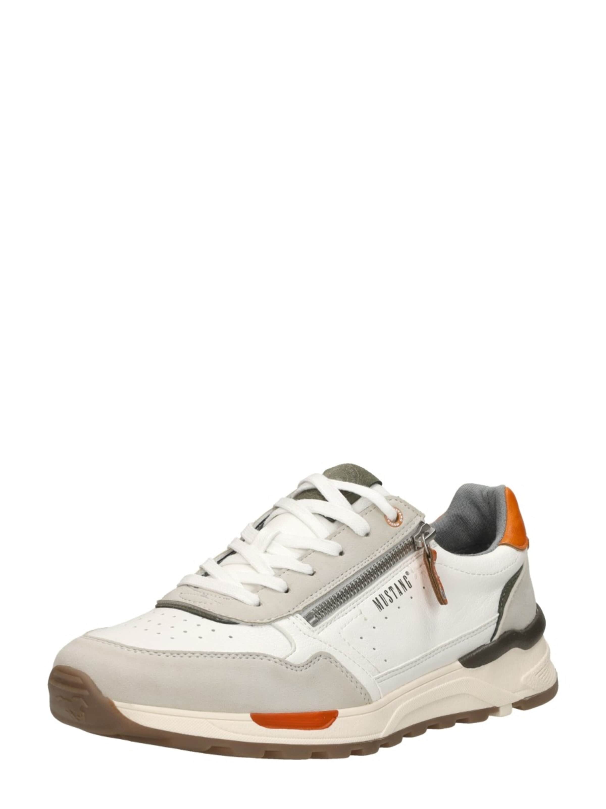 Baskets basses 'Sneakers Laag' MUSTANG en blanc